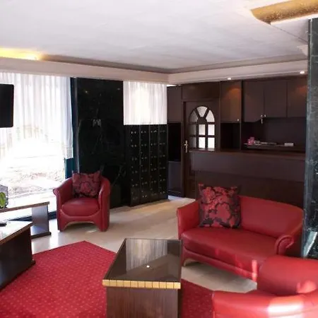 Queen Ra Hotel