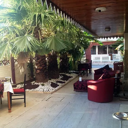 Queen Ra Hotel